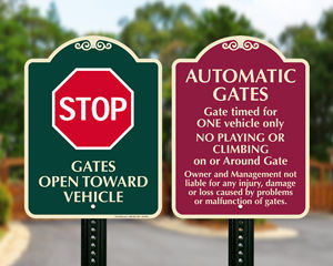 Automatic gate signs