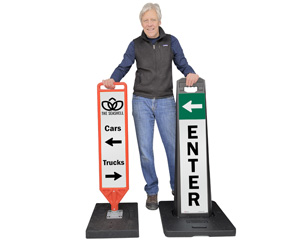 portable entrance signs for parking lots