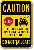 Stop Do Not Tailgate Caution Sign