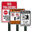 Gate Closes After Each Vehicle No Tailgating Sign